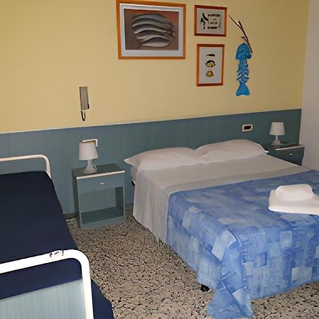 Hotel Delmare Lido di Camaiore Buitenkant foto